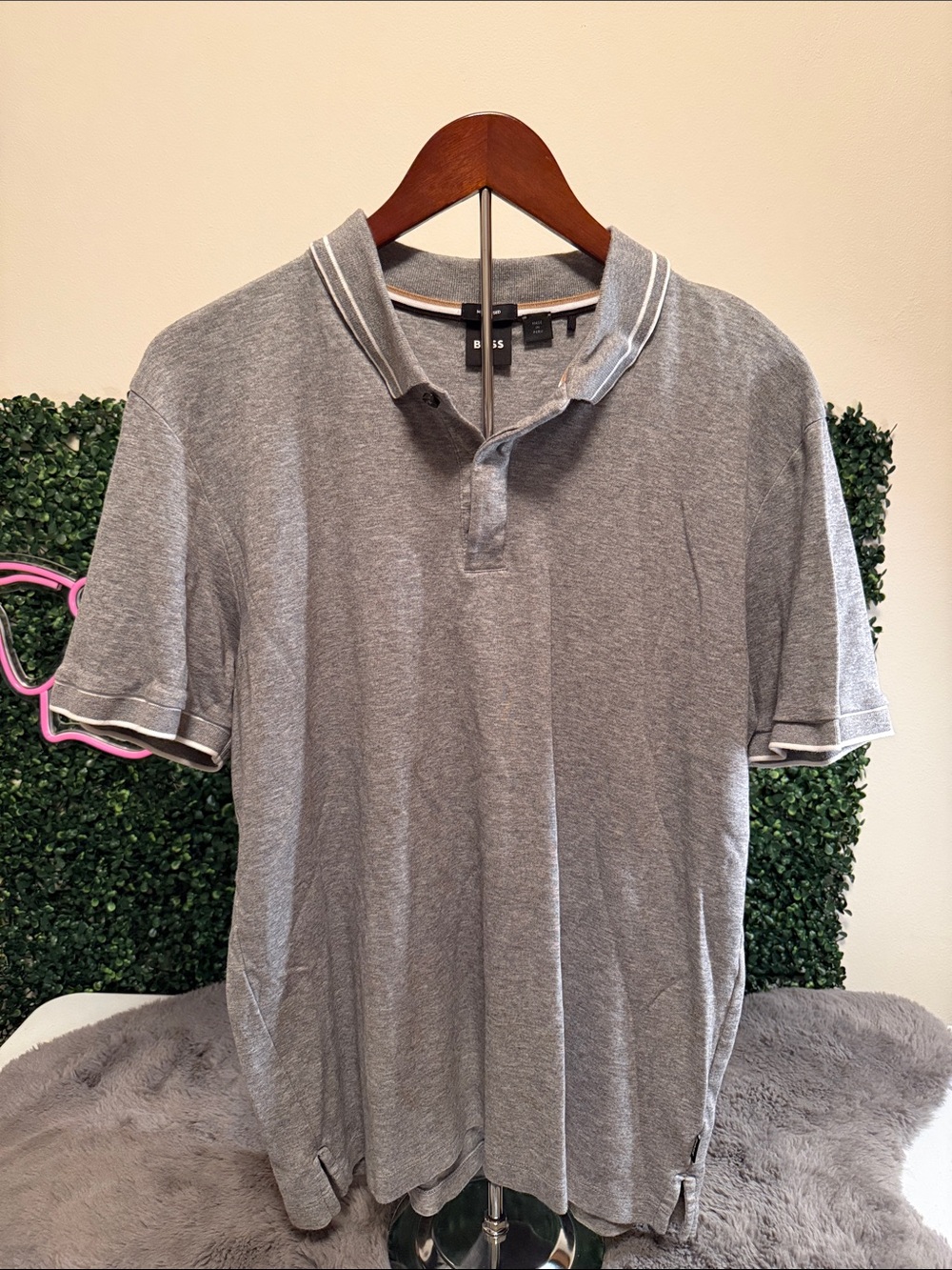 Hugo Boss Heather Gray Polo with White Contrast Stripes size XL